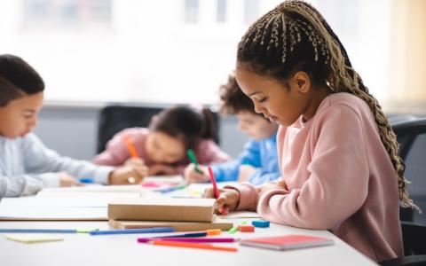 bambini in classe