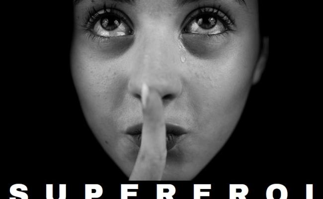 locandina della mostra Supereroi