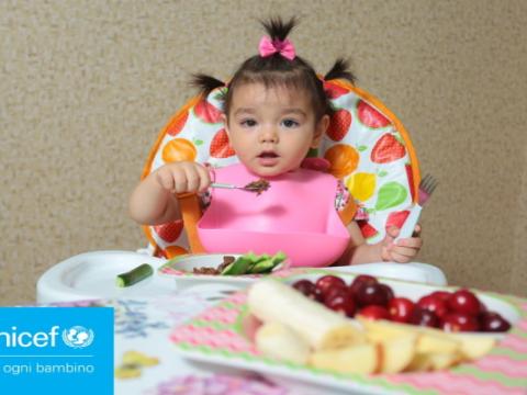 copertina della guida Rafforzare lo sviluppo nella prima infanzia attraverso interventi sulla nutrizione